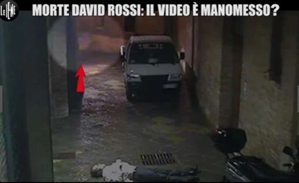 David Rossi, svolta nel caso: l'orologio è stato gettato 20 minuti dopo la caduta del corpo del manager di Mps
