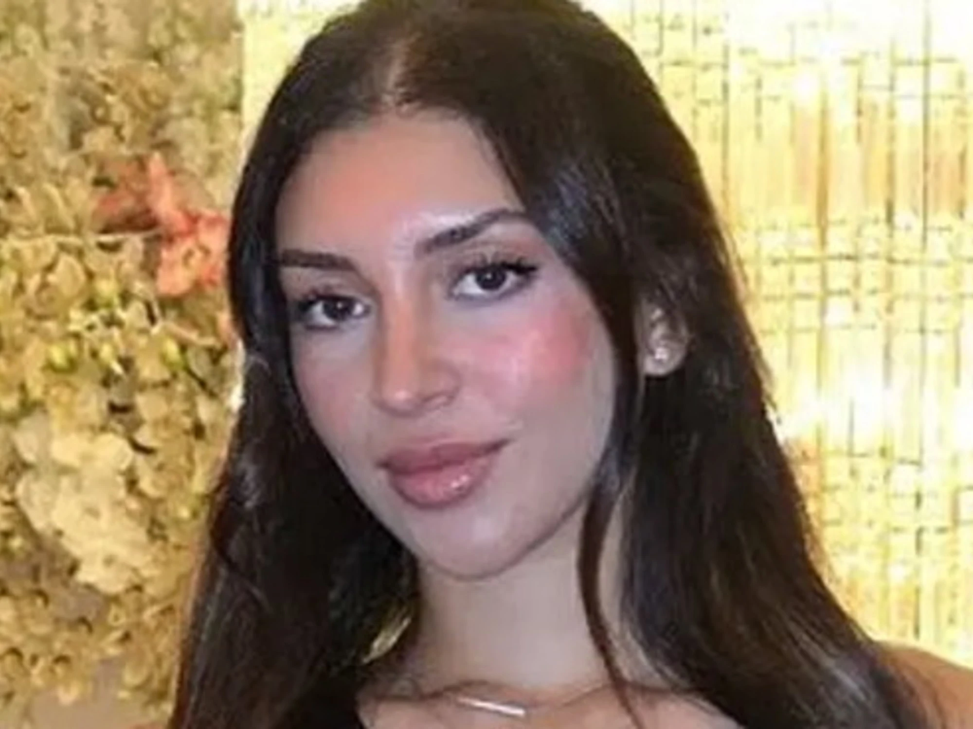 Julia Varvaro, account sul sito "sugar daddy": sospesa la sottosegretaria di Trump