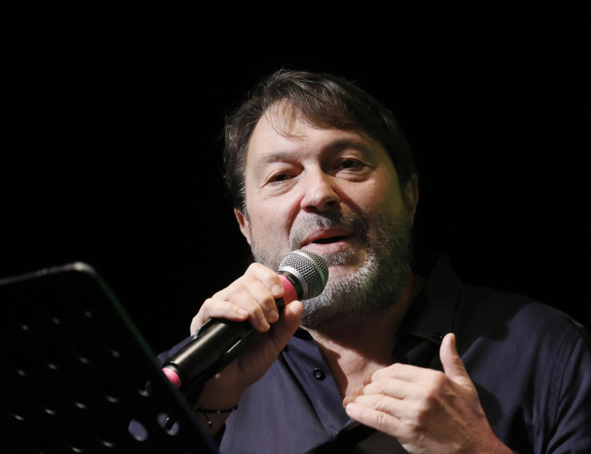 Sigfrido Ranucci, è lite tra due donne sulle presunte avances