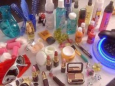 Nuove norme per rendere più sicuri i cosmetici in vendita in Europa