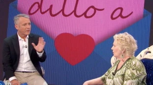 Io e Te, "non ho mai fatto sesso". E Katia Ricciarelli risponde così: gelo siderale da Pierluigi Diaco