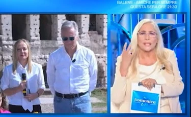Repubblica oltre il ridicolo: lo sconcertante titolo su Meloni a "Domenica In"