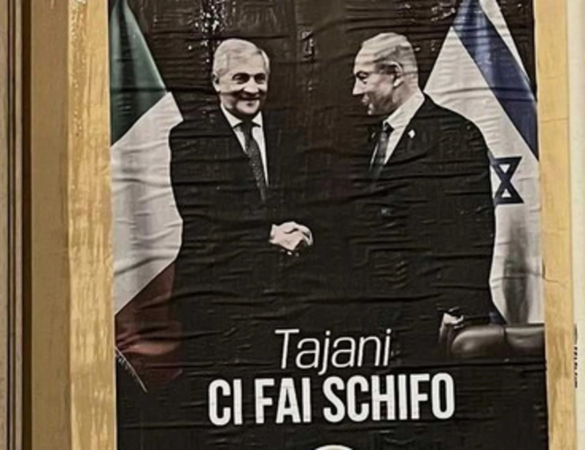 Pd, il manifesto dei giovani dem: "Tajani ci fai schifo"