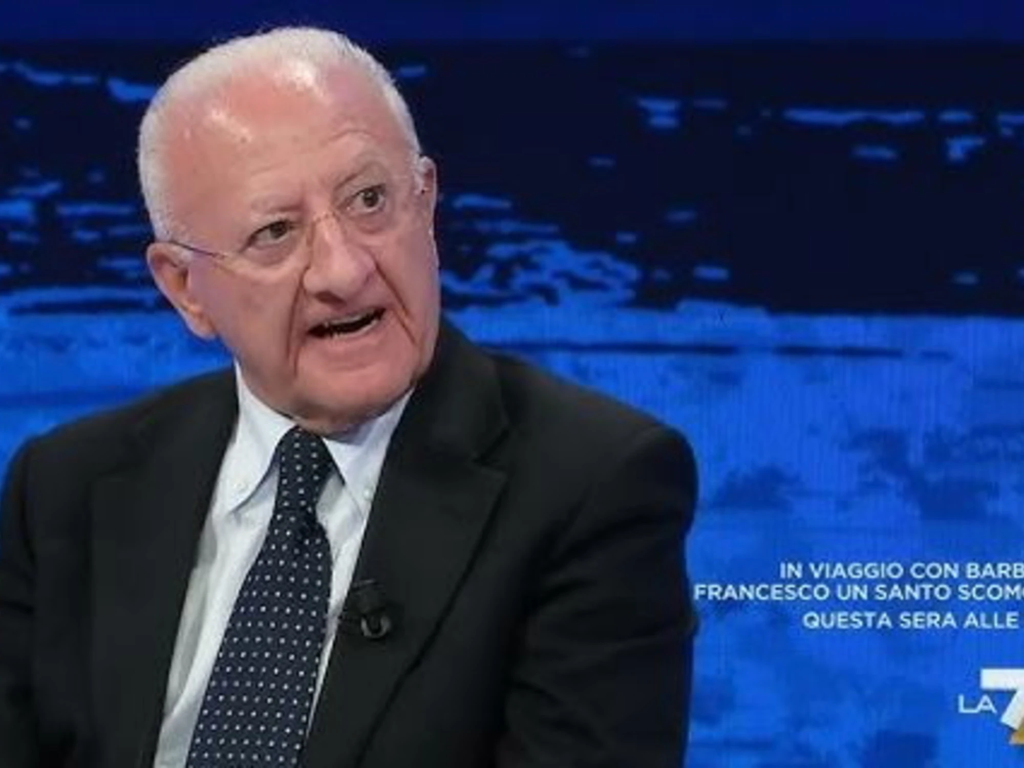 Campania, lo schiaffo di De Luca a Fico: "Cafoni, buonanotte"