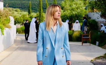 Sondaggio Lab21: Fratelli d'Italia saldamente in vetta, chi sale e chi scende