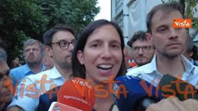https://media.liberoquotidiano.it/mVaR7swailOn_U0SxIQFoOQnkyuv3A77YWlF-MMplNg/width:800/quality:90/aW1hZ2VzLzIwMjUvMDkvMTMvMTM0NjQwMjk3LTczMjU5NGRjLTRhODYtNDViNi1hNzczLTFmMWM0MGViMzExMC5qcGc.webp