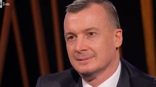 Rocco Casalino, "hai cambiato sponda?". Occhio a questa foto: come e con chi lo beccano