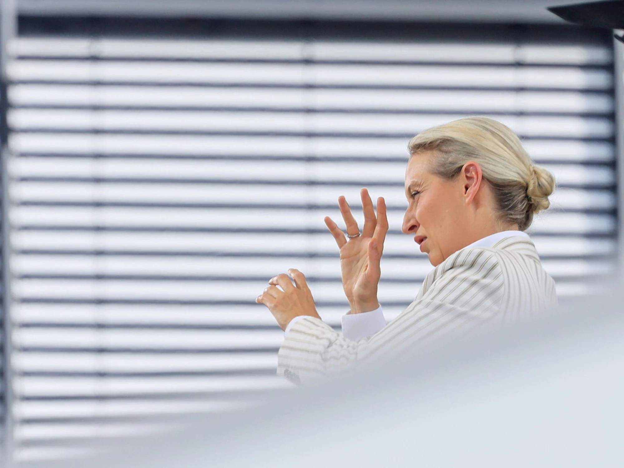 Afd, "i morti ora sono 7": clamoroso, si ristampano le schede