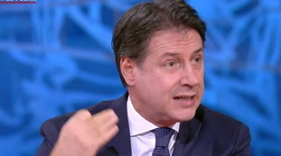 PiazzaPulita, il delirio di Conte: "Immigrati? Giorgia Meloni traditrice"