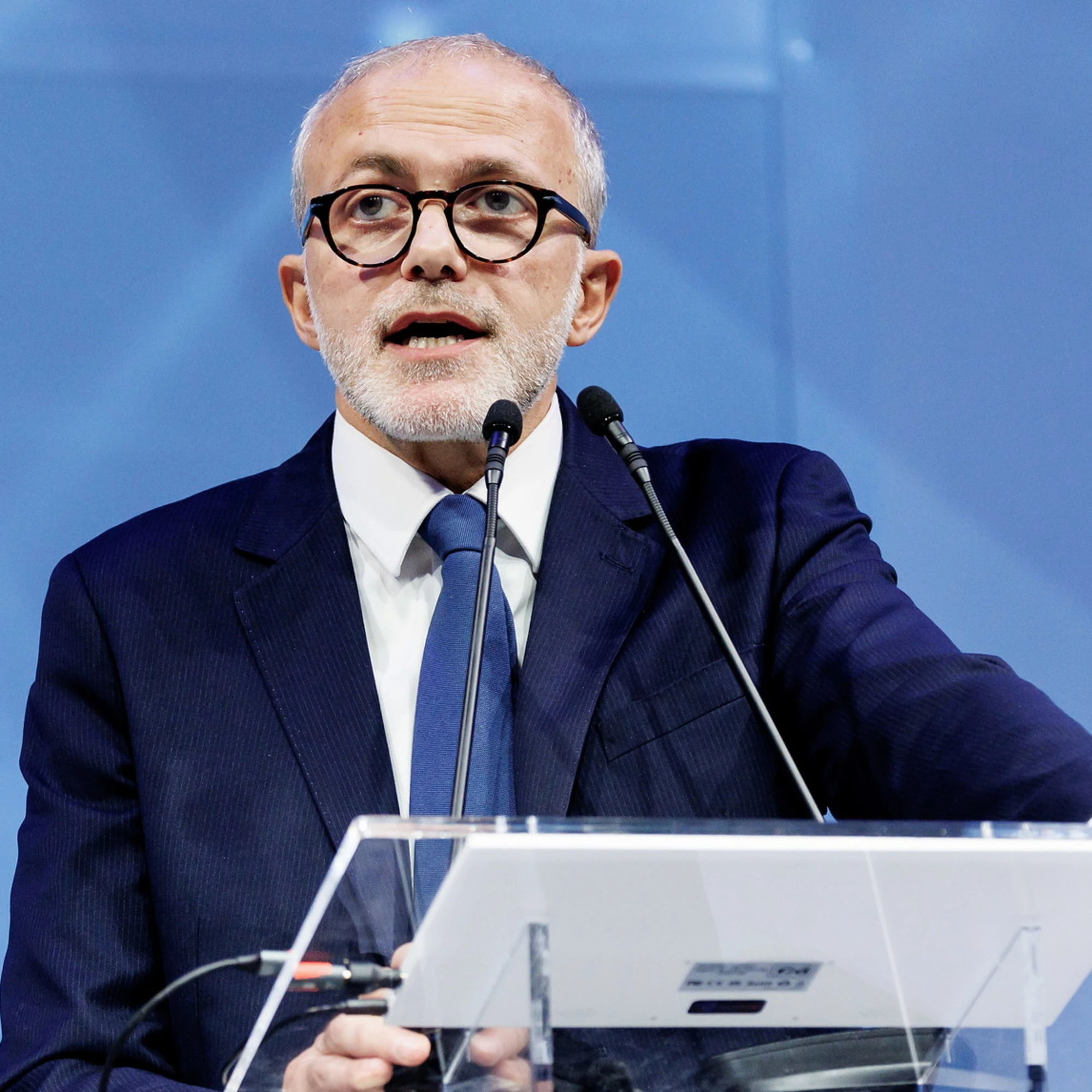 Elly vede Prodi ma tira dritto. E Ruffini vuole potare i cespugli