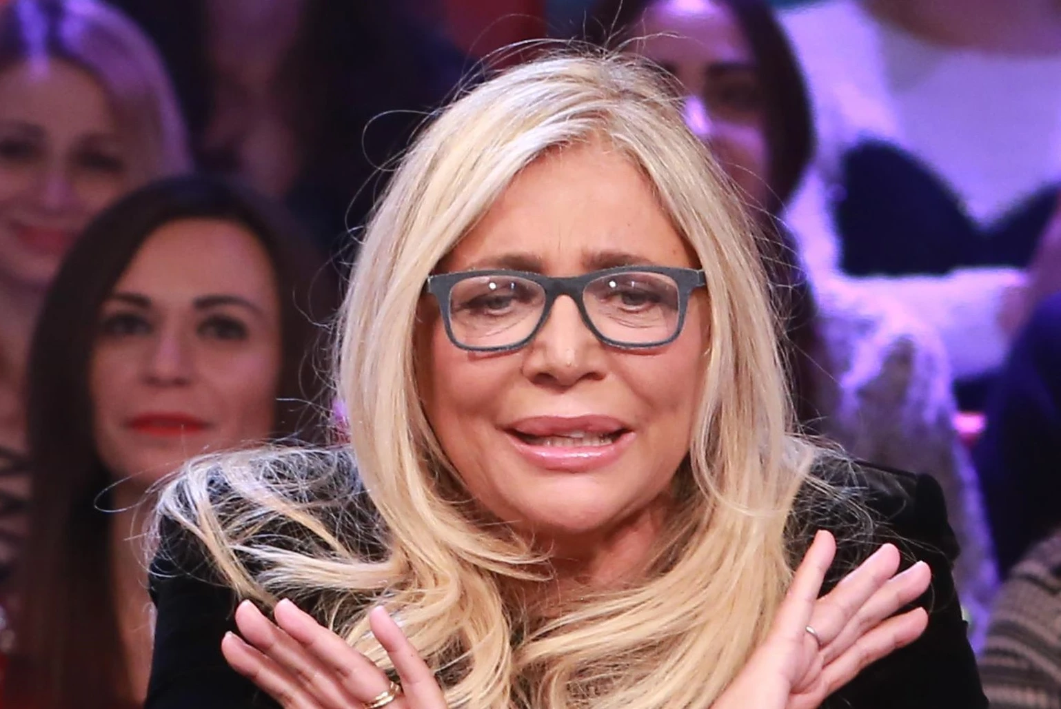 Mara Venier: "Quando fui molestata da un politico molto importante. E da bambina, un pedofilo..."