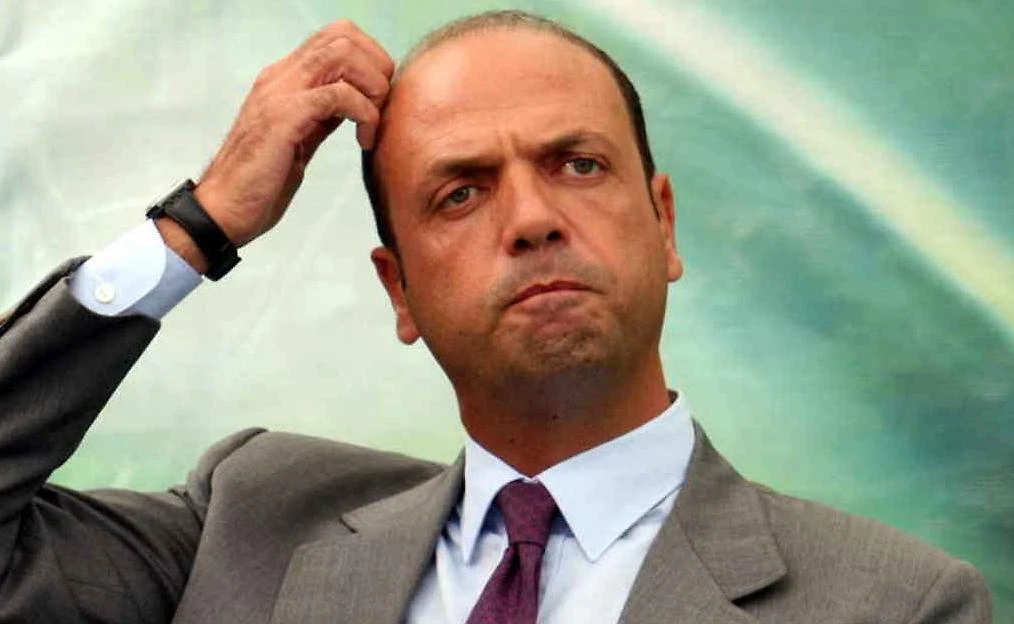 Alfano: "Da ottobre in FI preparano la discesa in campo di Marina"