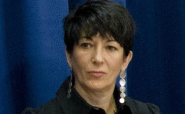 Caso Epstein, Ghislaine Maxwell scagiona Trump: "Un vero gentiluomo"