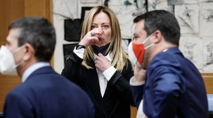 Da Giorgia Meloni, poltrone della Lega vuote. Retroscena e gelo siderale: cos'è successo, con Salvini...
