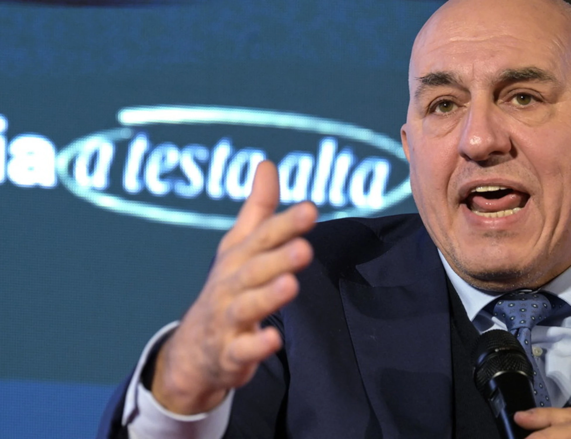 Crosetto, "questi schifosi": la denuncia da Atreju