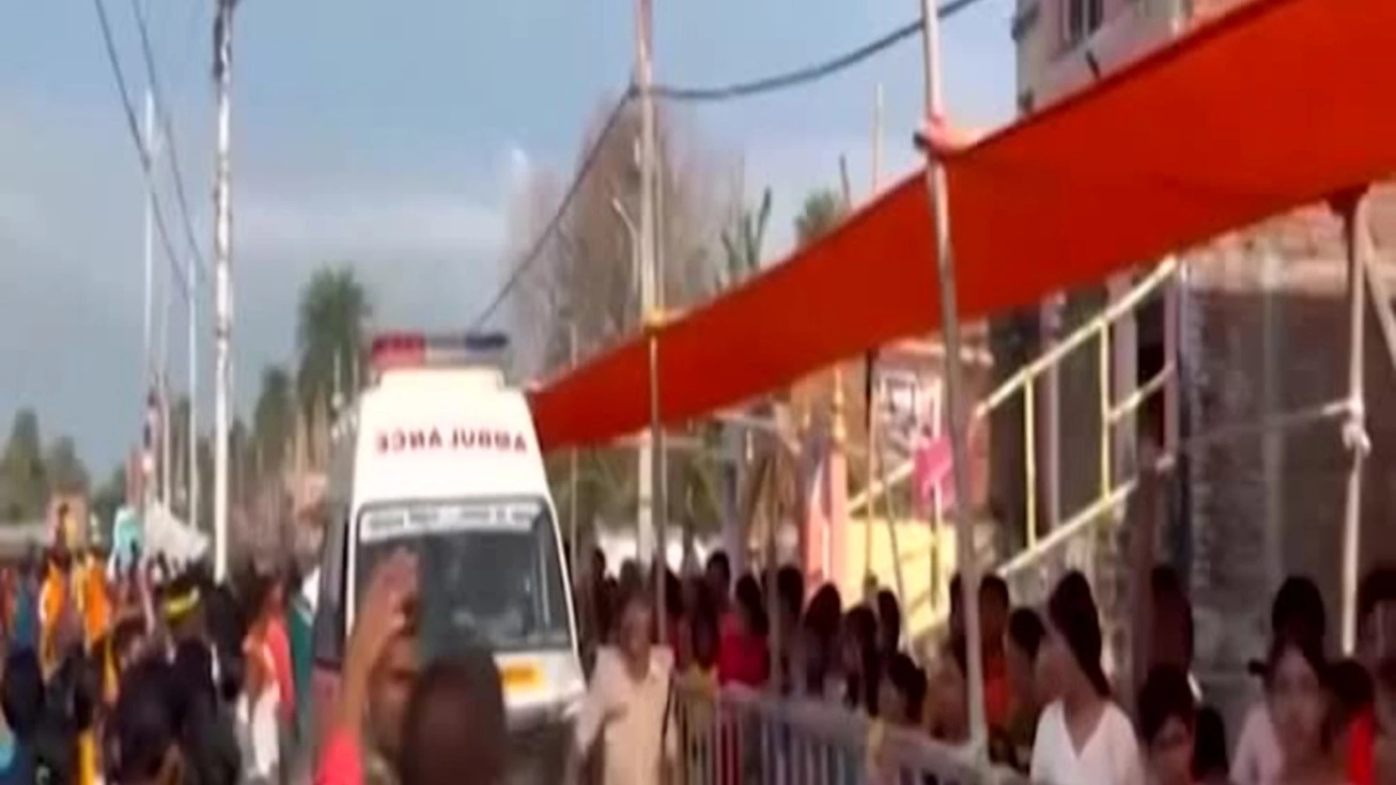 India, morti e feriti in una calca in tempio indù