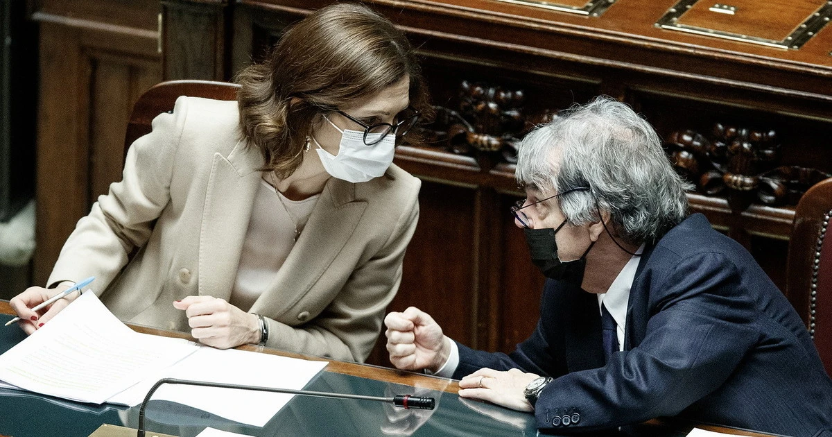 Quirinale, Mario Draghi presidente? "Saltano tutti i ministri di Forza Italia": retroscena, governo stravolto