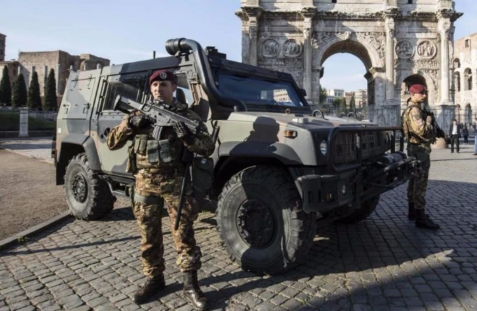 Isis, l'obiettivo sono le donne: perché anche in Italia rischiano di più