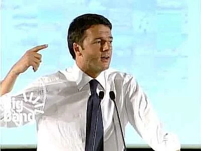 Renzi: ''Smetta di preoccuparsi di me e di sé, Bersani pensi all'Italia''