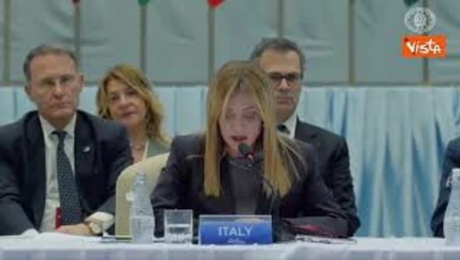 Meloni: "Con il Piano Mattei progetti concreti, un patto tra nazioni libere"