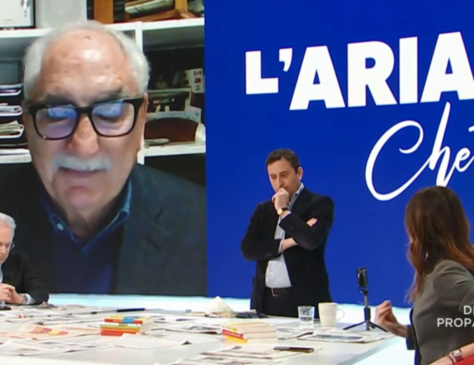 L'Aria che tira, rissa Tecce-Spataro: "Sbagliato", "Ah sì?"