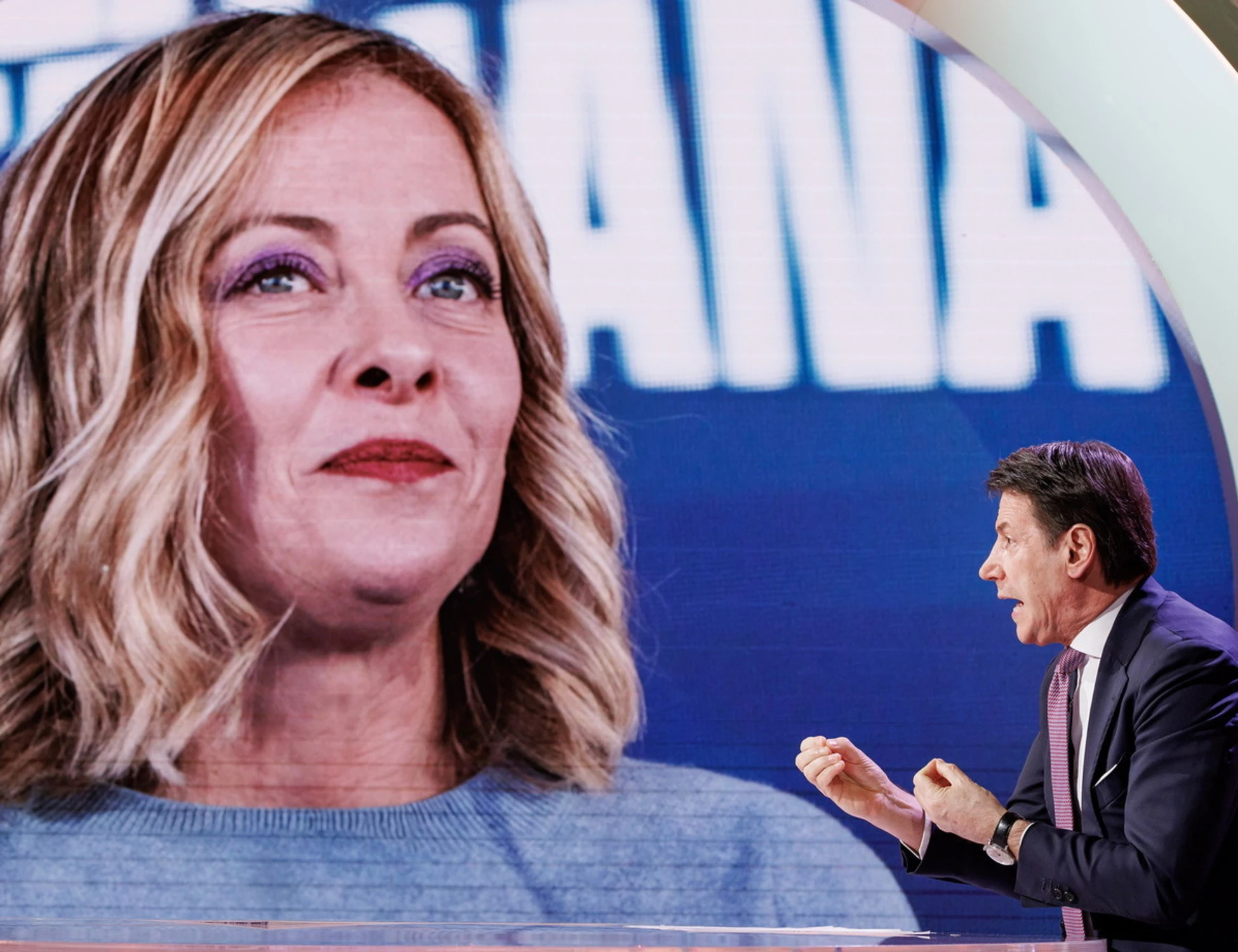 Leggi l'articolo: FdI in orbita: la Supermedia schianta la sinistra