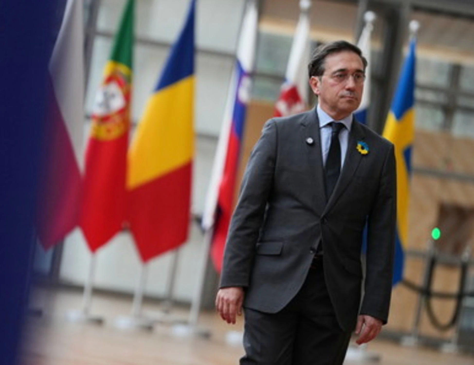 Iran, la guerra nel Golfo in diretta. La Spagna: "Non parteciperemo a una missione Nato nello Stretto di Hormuz"