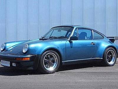All'asta in Austria la mitica Porsche 911 di Bill Gates. Prezzo stimato 50mila euro