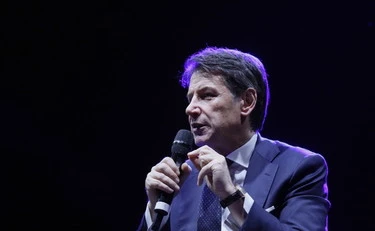 M5s, la base si schiera con Appendino: vogliono far fuori Conte