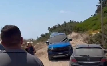 Porto Cesareo, pick-up parcheggiato sulle dune: scattano multa da 5mila euro e denuncia