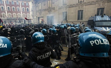 Sinistra, i compagni non accettano il diritto di parola