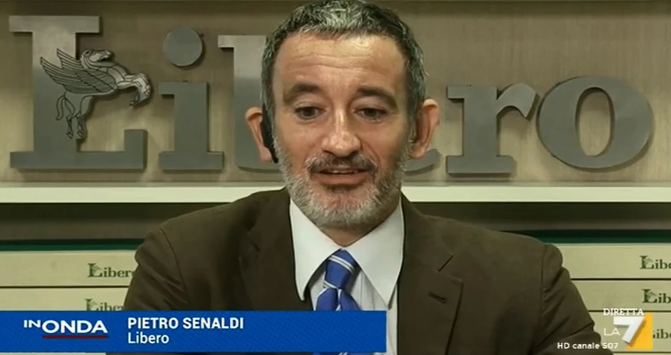 In Onda, Pietro Senaldi svela il gioco di Matteo Renzi: "Campione di trasformismo"