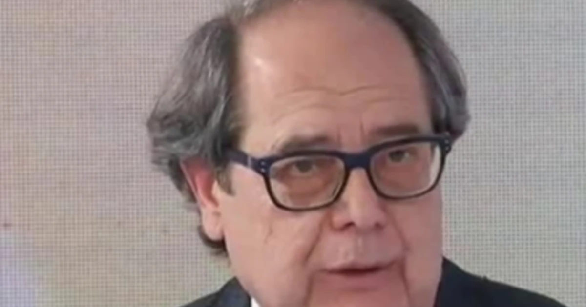 Coronavirus, il professore Aldo Morrone: "Non si ammalano solo gli anziani, il paziente 1 è un esempio"