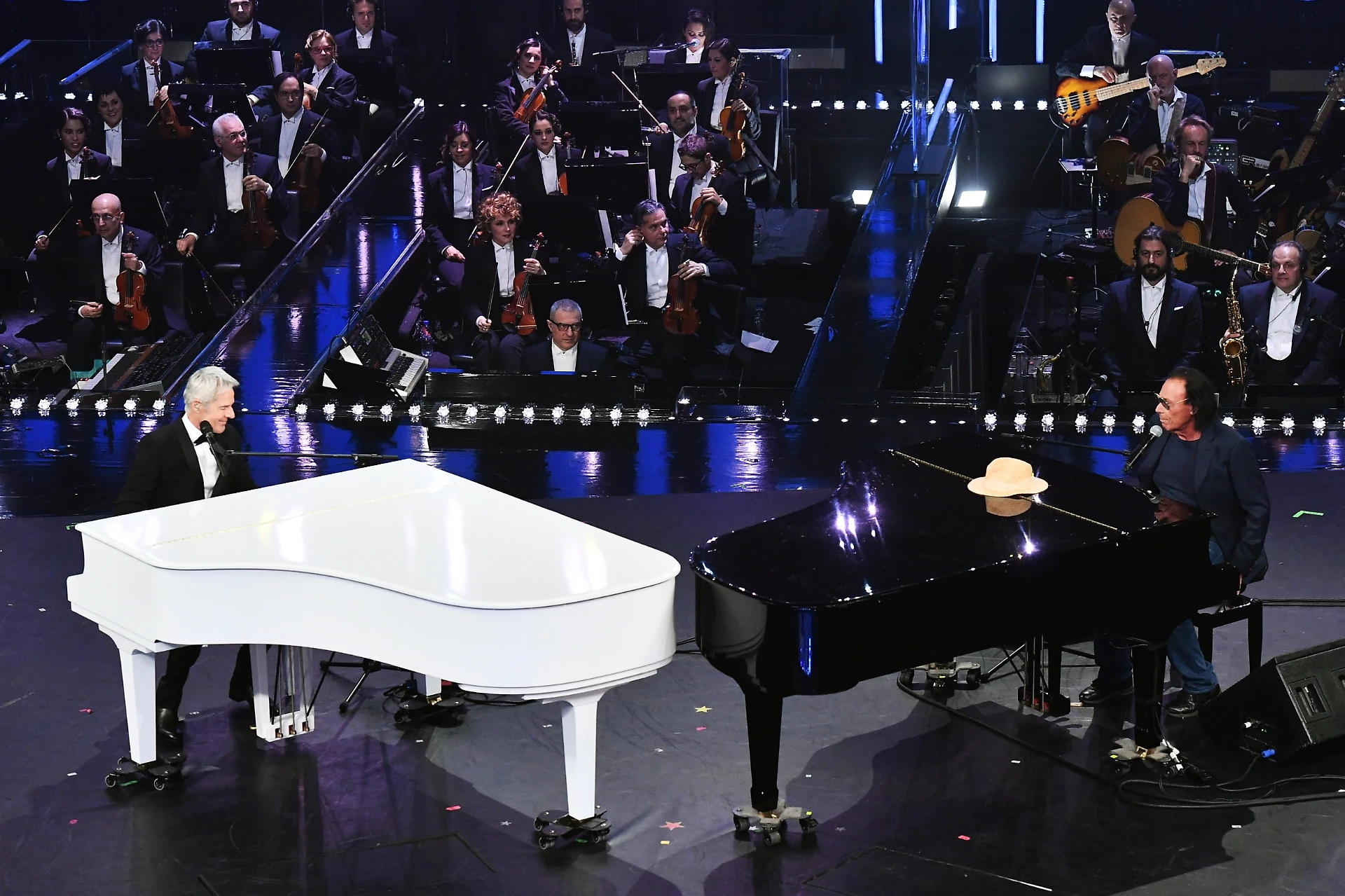 Sanremo 2019, Venditti e Vanoni ammazzano il Festival: la scelta kamikaze di Baglioni