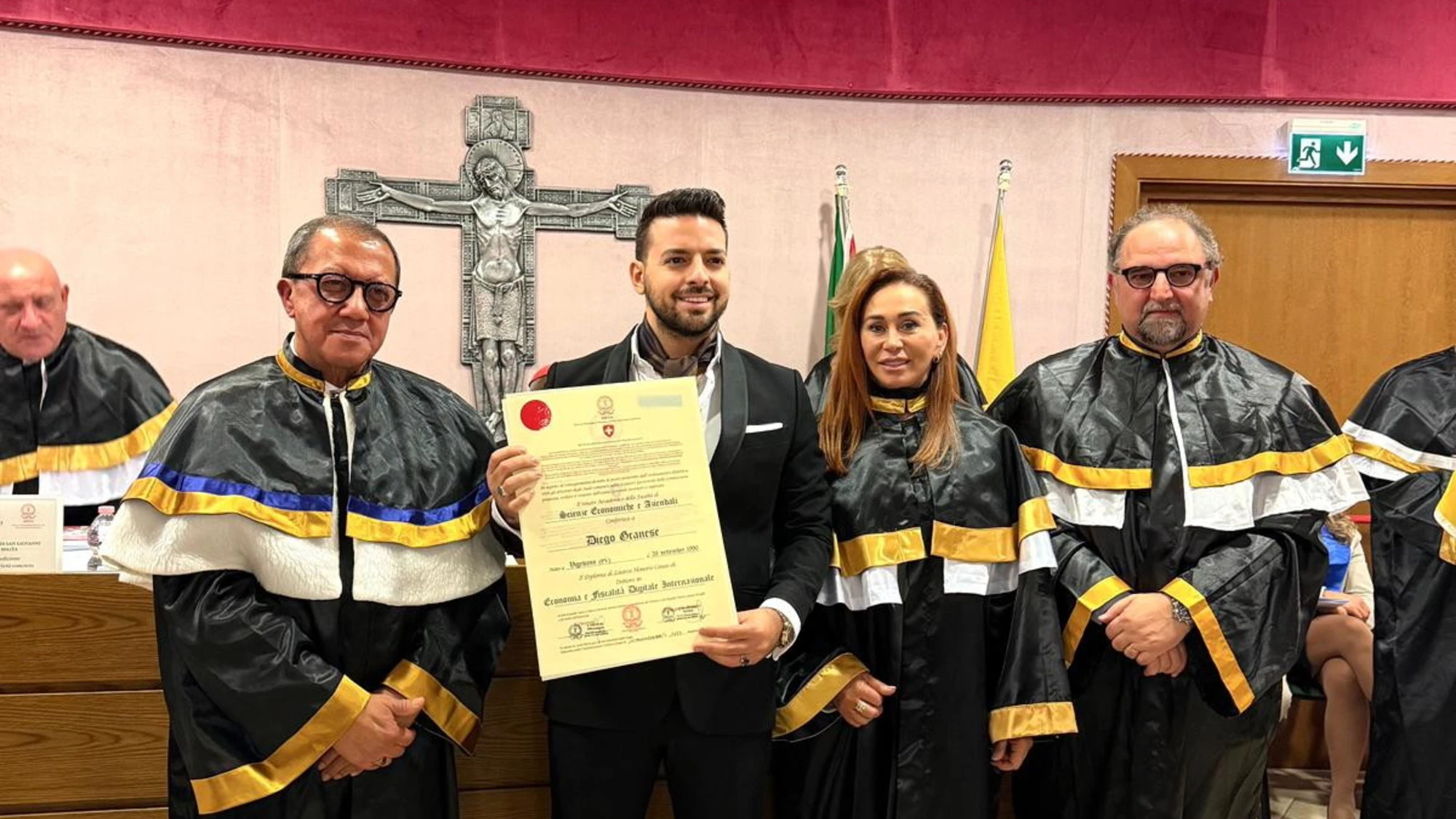 Diego Granese riceve la Laurea Honoris Causa di Dottore in Economia e Fiscalità nella Città del Vaticano