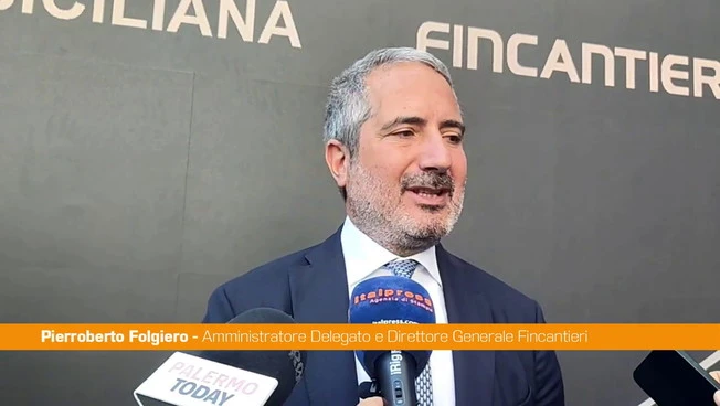 https://media.liberoquotidiano.it/n-pJ3nKX964P-X1LH7h7wmPPI1BPBESn2dYhXqGlUL4/width:800/quality:90/aW1hZ2VzLzIwMjUvMTAvMDkvMTIyMDMwMDQ1LTcxZDNjNTYyLWU0NDItNDNmZi1hNzcwLWQwMGEzM2QxY2Q0Mi5qcGc.webp