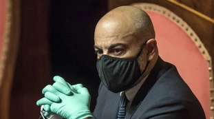 Gianluigi Paragone, pesante sospetto su Mario Daghi, Daniele Franco e Pd: "Niente soldi per gli italiani, ma per Mps li trovano"
