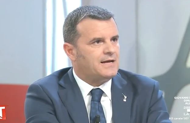 Gian Marco Centinaio a Tagadà: "Conte prima del messaggio alla Nazione doveva confrontarsi coi suoi ministri"