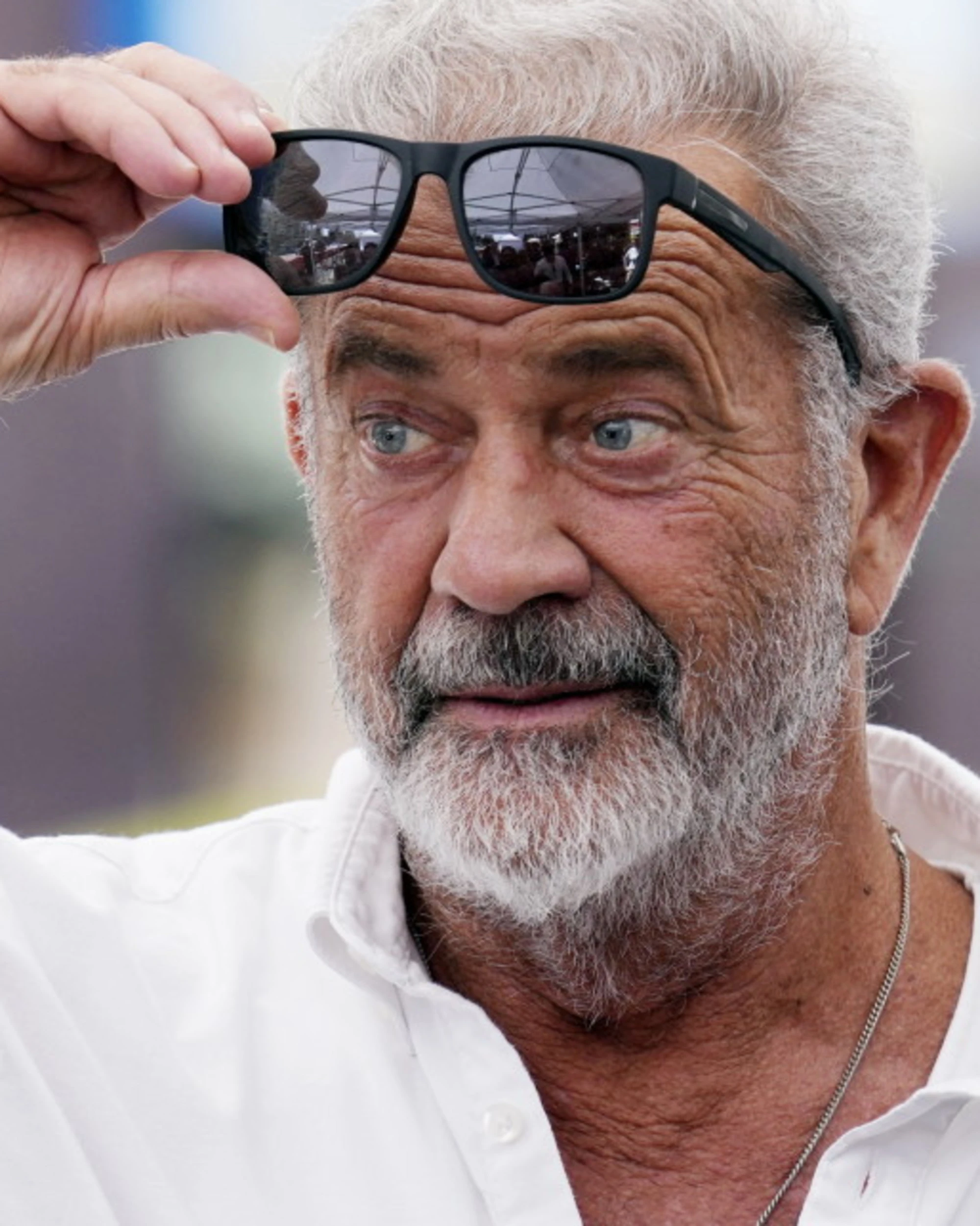 Donald Trump "grazia" Mel Gibson: la decisione sulle armi