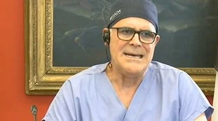 Alberto Zangrillo controcorrente: "La positività al coronavirus non significa malattia, troppi tamponi non aiutano"