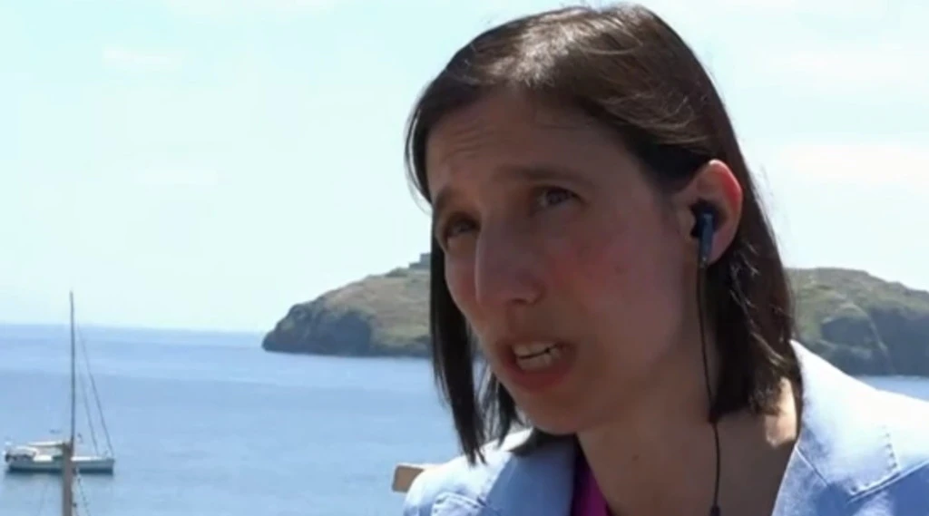 Elly Schlein, disastro dopo questo video: "Ma vivi su Marte?"