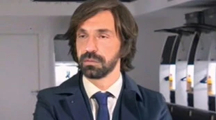 Striscia la Notizia, Juve umiliata dall'Inter? Il video "rubato" di Andrea Pirlo negli spogliatoi, ridotto così: demolito