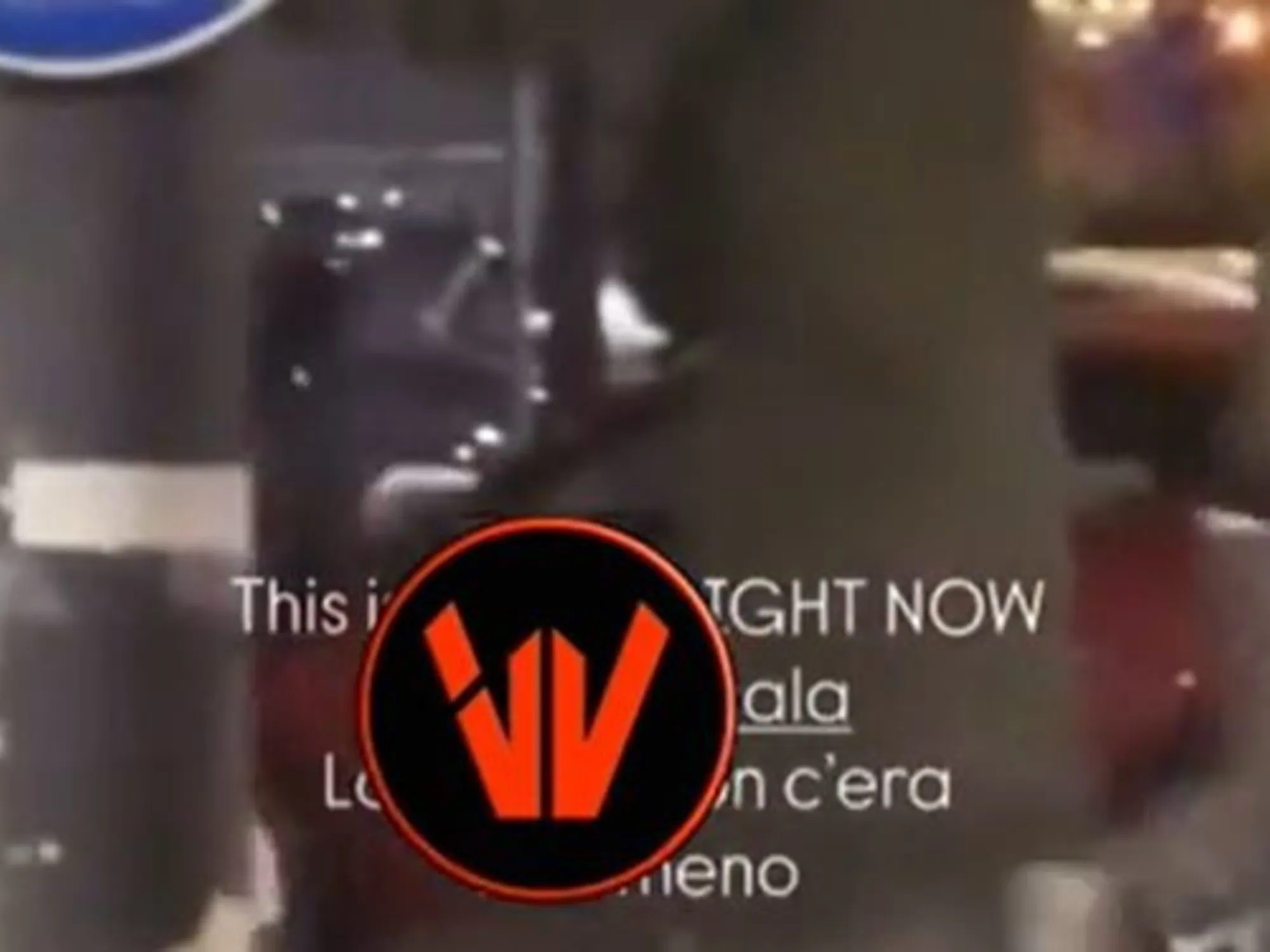 Leggi l'articolo: Milano, ruba il cellulare, ladro inseguito e massacrato