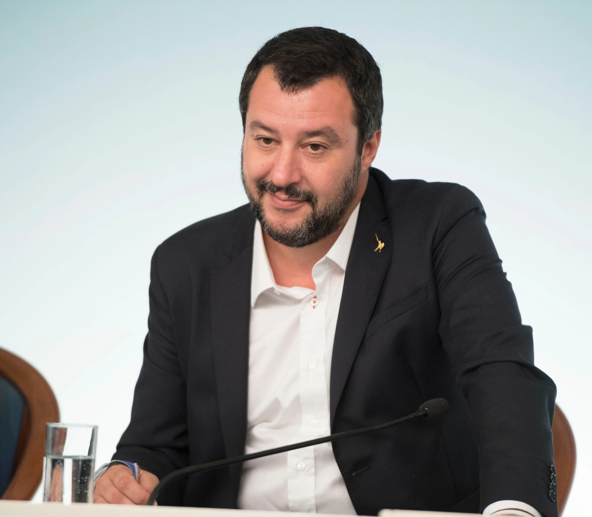 Matteo Salvini, la risposta agli insulti di Renzi: "Hai massacrato gli italiani: starai 20 anni all'opposizione"
