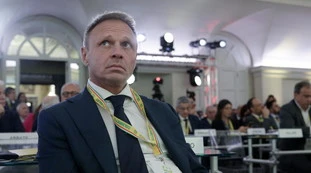 Pnrr, Lollobrigida sfida Ue e sinistra: "Fatto in fretta e furia, cambiare non è tabù"