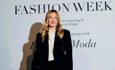 La Meloni preferisce (e fa bene) la moda milanese alle sfilate Onu