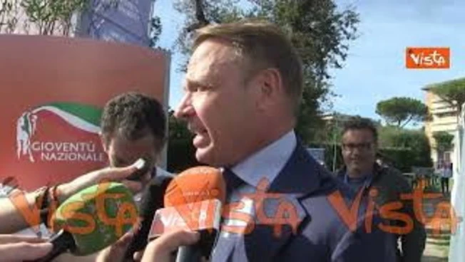 https://media.liberoquotidiano.it/n8W9cuqISxSpQLuxXaZAf0nDgytsXCGvBLs0HbDIFqY/width:800/quality:90/aW1hZ2VzLzIwMjUvMDkvMjAvMTYwMTEyMzIwLWU5MDA0YTUwLWU0NjQtNGRjZi1hMjJiLTcwN2M3MTYyNmE4MC5qcGc.webp