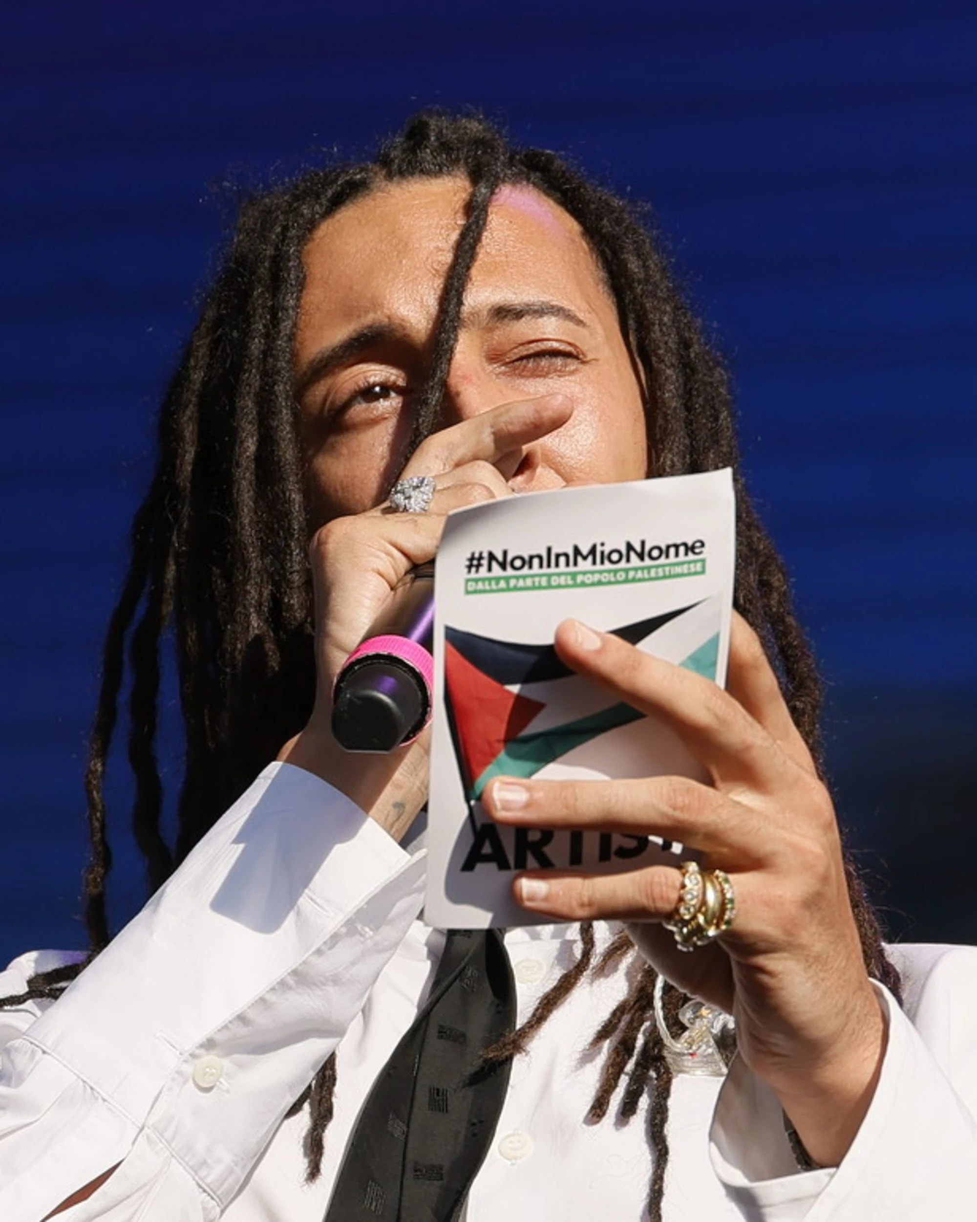 Ghali contro gli artisti non schierati per la Palestina: "Se non dice niente, non siete rapper"