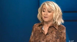 Striscia la notizia, Luciana Littizzetto e i falli illuminati: Fabio Fazio resta senza parole