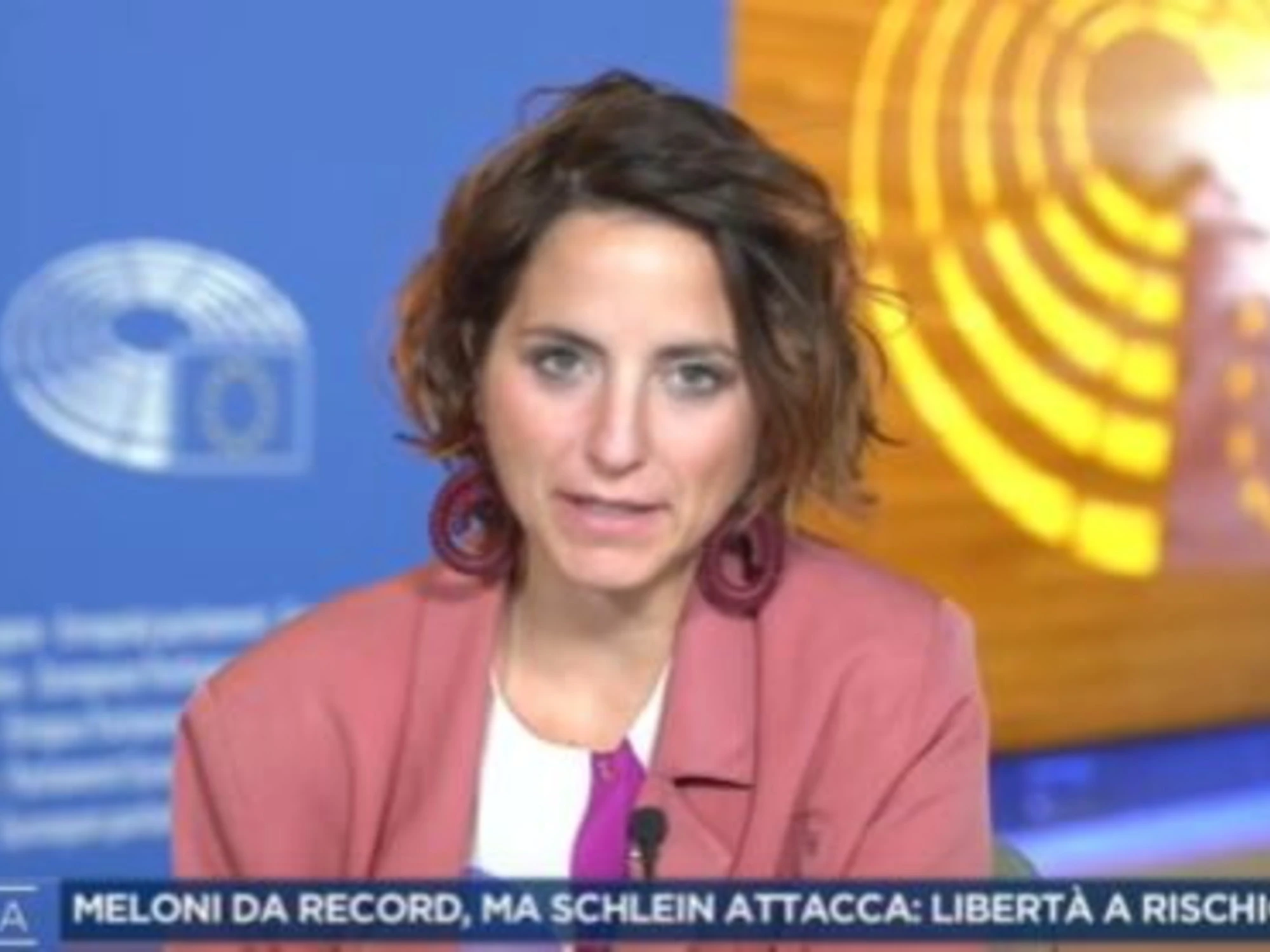 4 di Sera, Scuderi delira: "Ecco cosa abbiamo visto con Meloni"